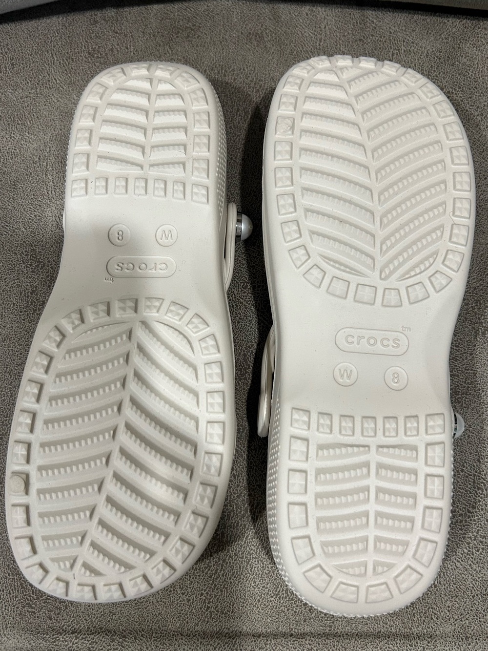 Classic Pearls Ballet Crocs - Picture 4 of 4